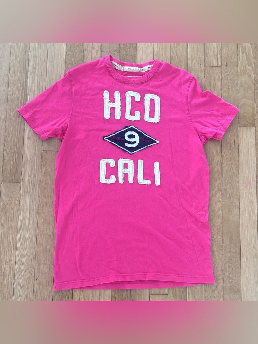 Vintage Hollister Y2K Graphic Tee L Pink Distressed HCO CALI Retro Surf Shirt